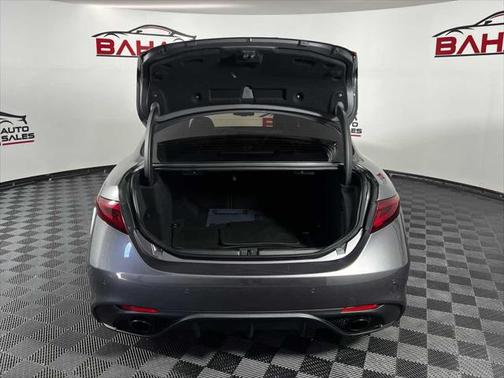 2022 Alfa Romeo Giulia Veloce