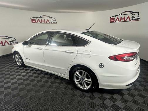2018 Ford Fusion Hybrid SE
