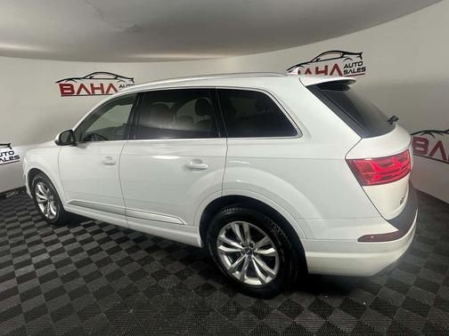 2019 Audi Q7 45 Premium Plus