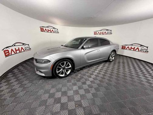 2015 Dodge Charger SXT
