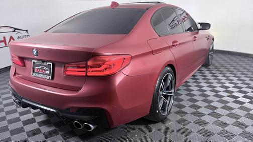 Black Sapphire Metallic 2020 BMW M5 Base