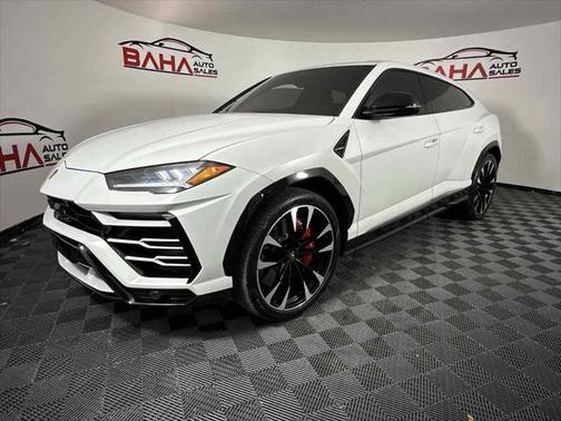 2021 Lamborghini Urus Base