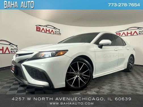 2022 Toyota Camry SE