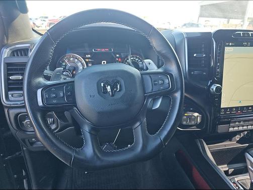 Diamond Black Crystal Pearlcoat 2022 RAM 1500 TRX