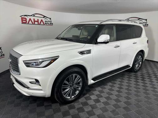 2022 INFINITI QX80 Luxe