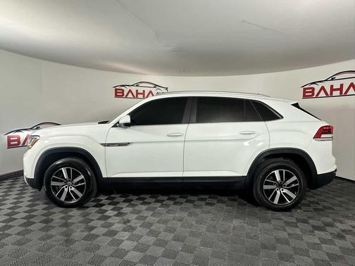 2021 Volkswagen Atlas Cross Sport 2.0T SE w/Technology