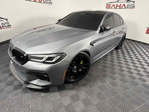 Skyscraper Grey Metallic 2023 BMW M5 Base
