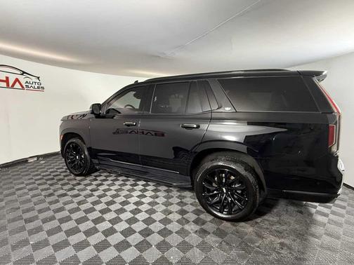 2022 Cadillac Escalade Premium Luxury