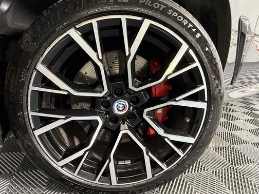 2022 BMW X5 M Base