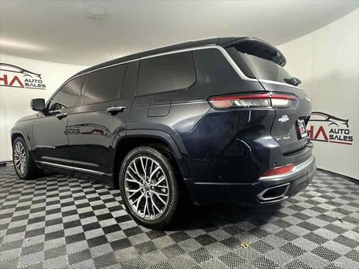 2023 Jeep Grand Cherokee L Summit Reserve