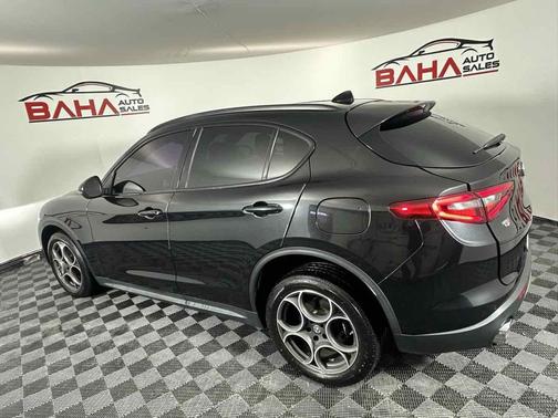 2018 Alfa Romeo Stelvio Sport