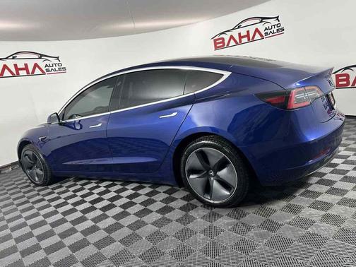 2019 Tesla Model 3 Standard Range Plus
