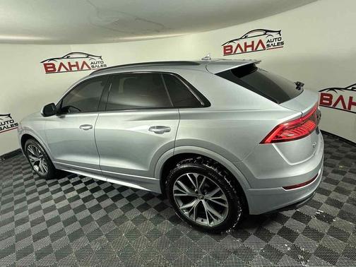 2020 Audi Q8 55 Premium