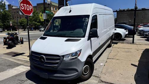 Arctic White 2021 Mercedes-Benz Sprinter 2500 High Roof