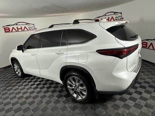 2022 Toyota Highlander Limited
