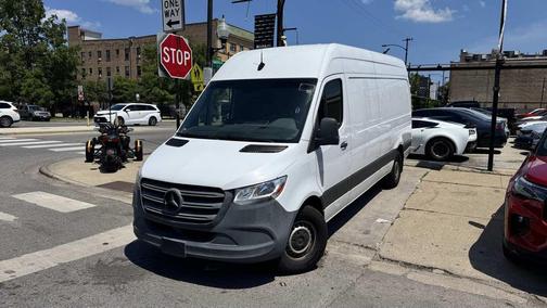Arctic White 2021 Mercedes-Benz Sprinter 2500 High Roof