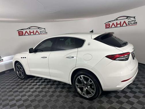 2021 Maserati Levante Base