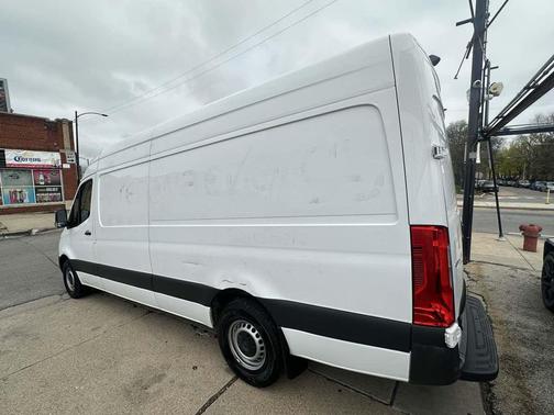 2023 Mercedes-Benz Sprinter 2500 High Roof