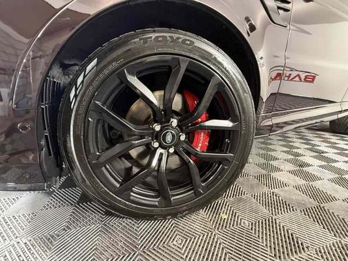 2021 Land Rover Range Rover Sport SVR