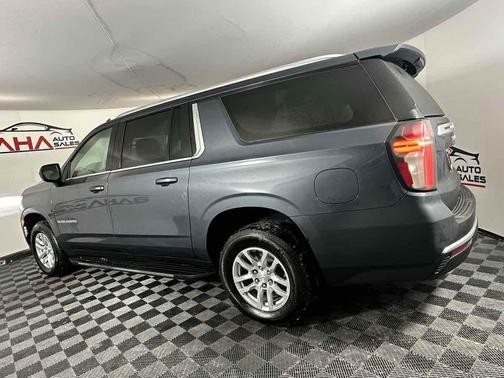 2021 Chevrolet Suburban LT