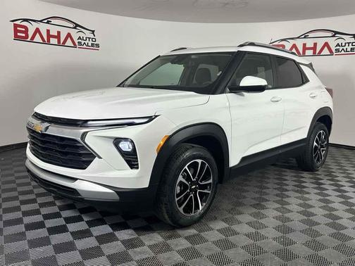 Summit White 2025 Chevrolet Trailblazer LT