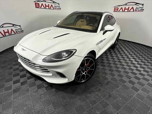 2021 Aston Martin DBX