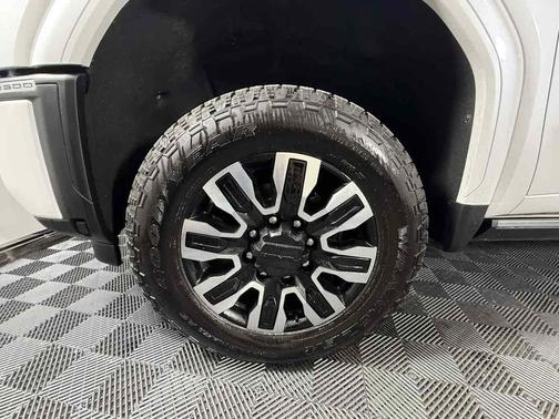 2025 GMC Sierra 2500 Denali Ultimate