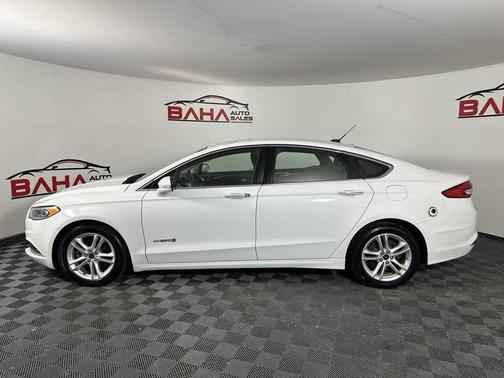 2018 Ford Fusion Hybrid SE
