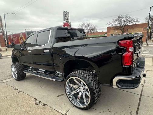2022 Chevrolet Silverado 1500 LTZ