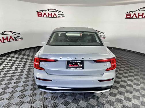 2025 Volvo S60 B5 Plus