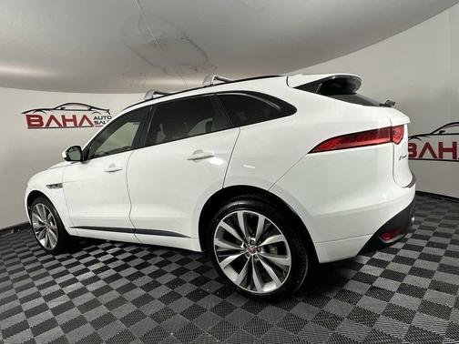 2018 Jaguar F-PACE 35t R-Sport