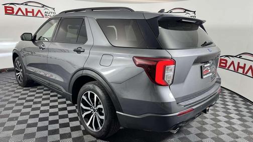 Carbonized Gray Metallic 2022 Ford Explorer ST-Line