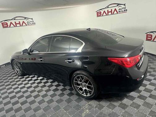 Black Obsidian 2015 INFINITI Q50 Sport