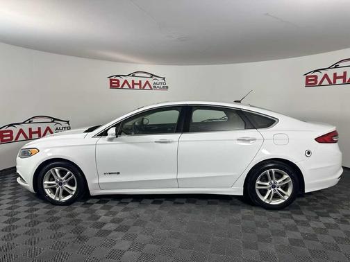 2018 Ford Fusion Hybrid SE