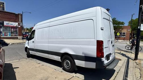 Arctic White 2021 Mercedes-Benz Sprinter 2500 High Roof
