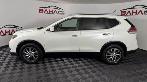 Pearl White 2015 Nissan Rogue SL