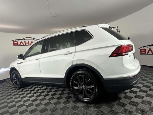 2024 Volkswagen Tiguan 2.0T SE 4MOTION