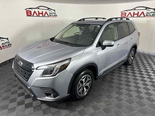 Ice Silver Metallic 2024 Subaru Forester Premium