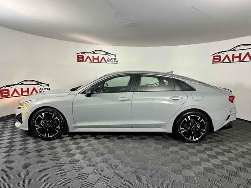 2024 Kia K5 GT-Line