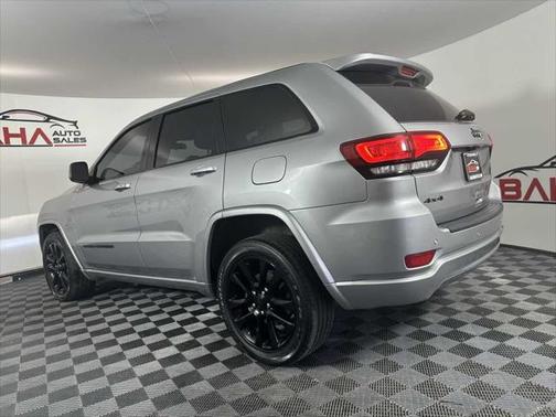 2021 Jeep Grand Cherokee Laredo