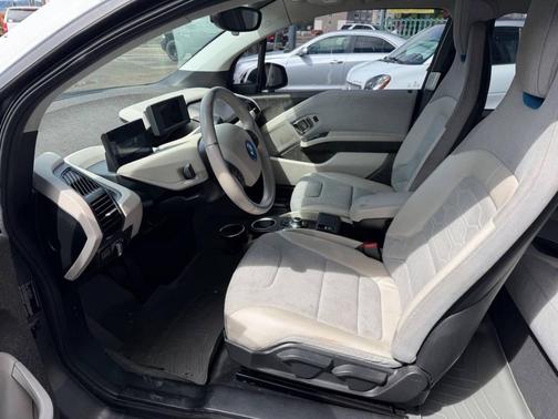 Capparis White w/BMW i Frozen Blue Accent 2014 BMW i3 Base