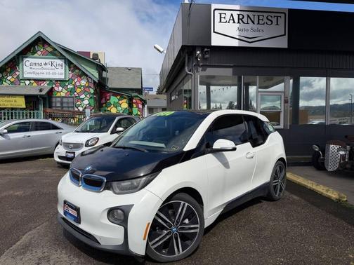 Capparis White w/BMW i Frozen Blue Accent 2014 BMW i3 Base