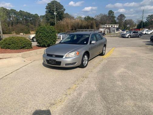 Silver 2007 Chevrolet Impala LS