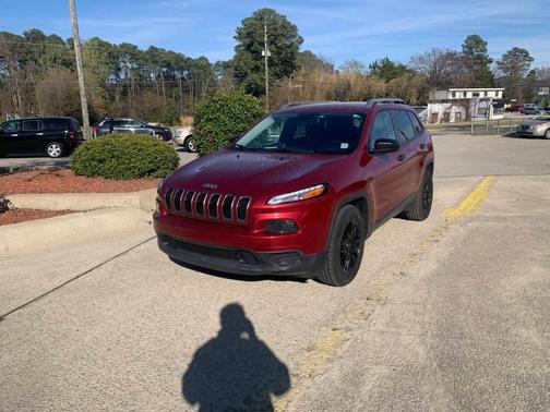 2015 Jeep Cherokee Sport