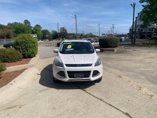 White 2014 Ford Escape Titanium