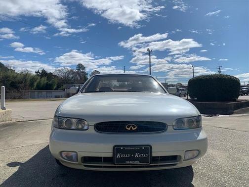 1996 INFINITI J30