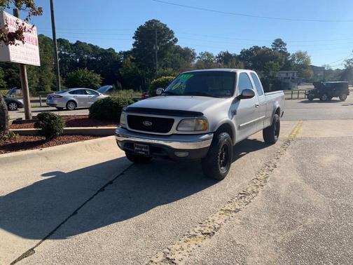Silver 2000 Ford F-150 XLT SuperCab