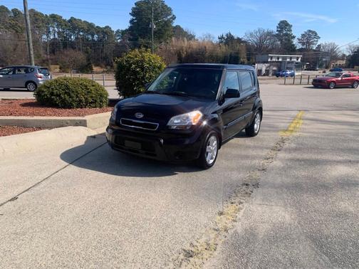 2011 Kia Soul +