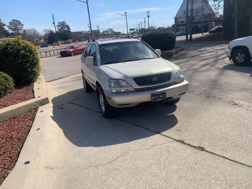 White 1999 Lexus RX 300 Base