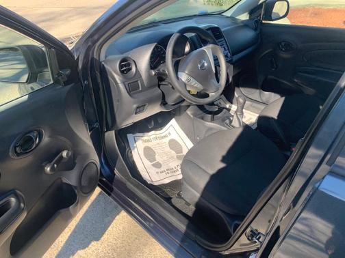 2015 Nissan Versa 1.6 S